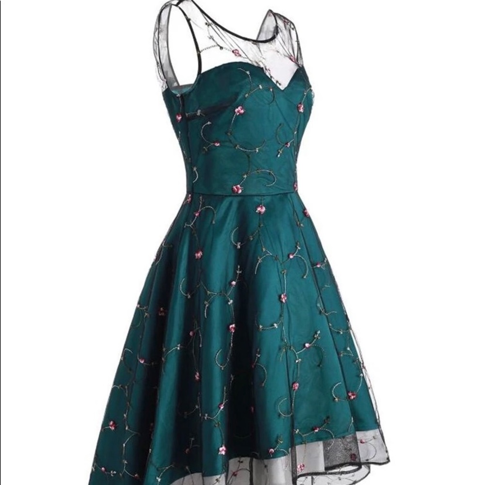 Vintage inspired high-low mesh embroidered dress